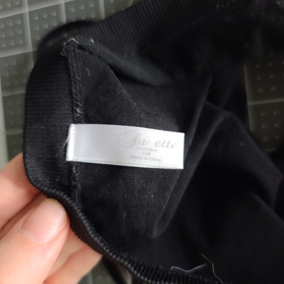 Black strappy brallette one size small/medium fit - Picture 3 of 3